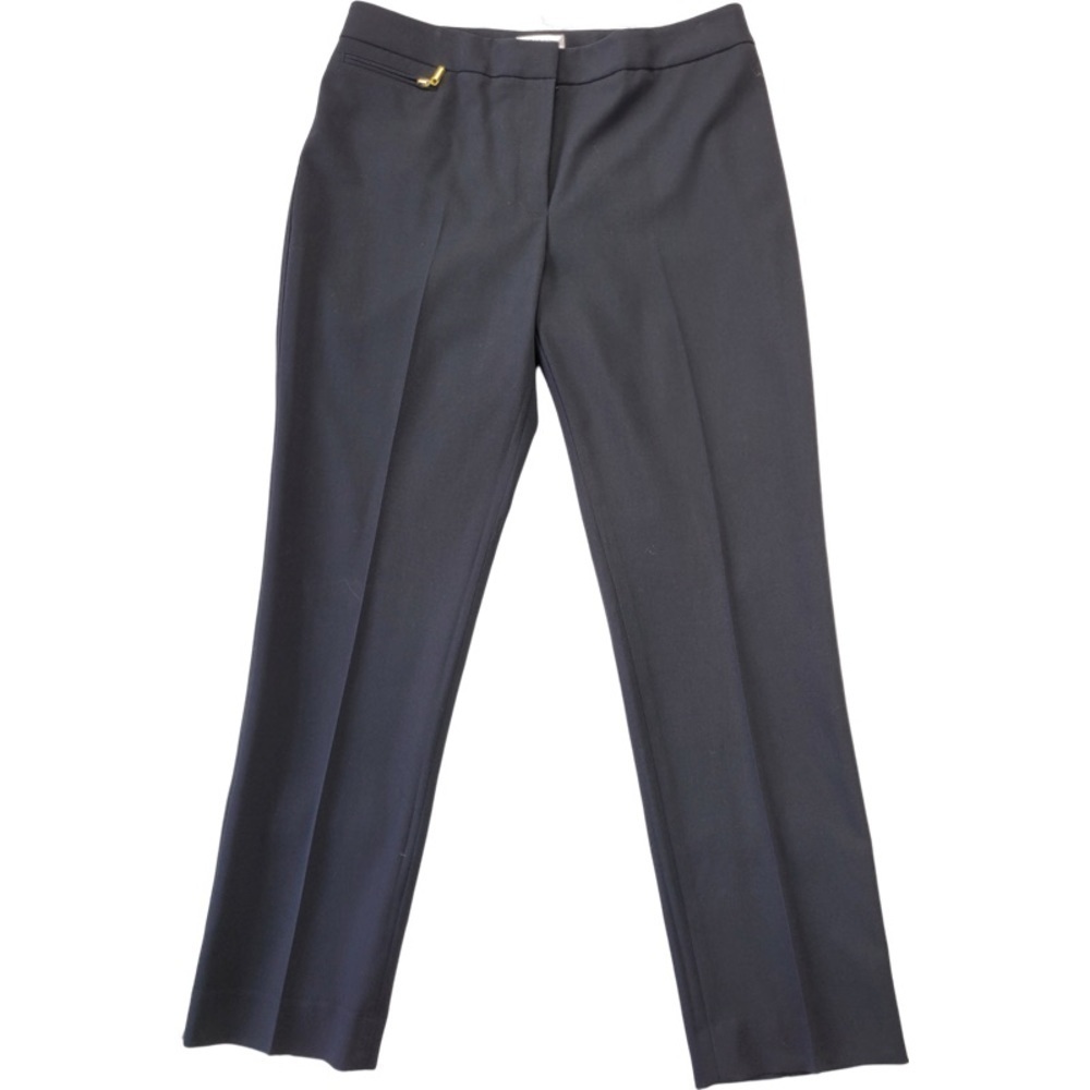 โ
Tahari Womanโs Classic Trousers Pants Black color size 8 Petite
